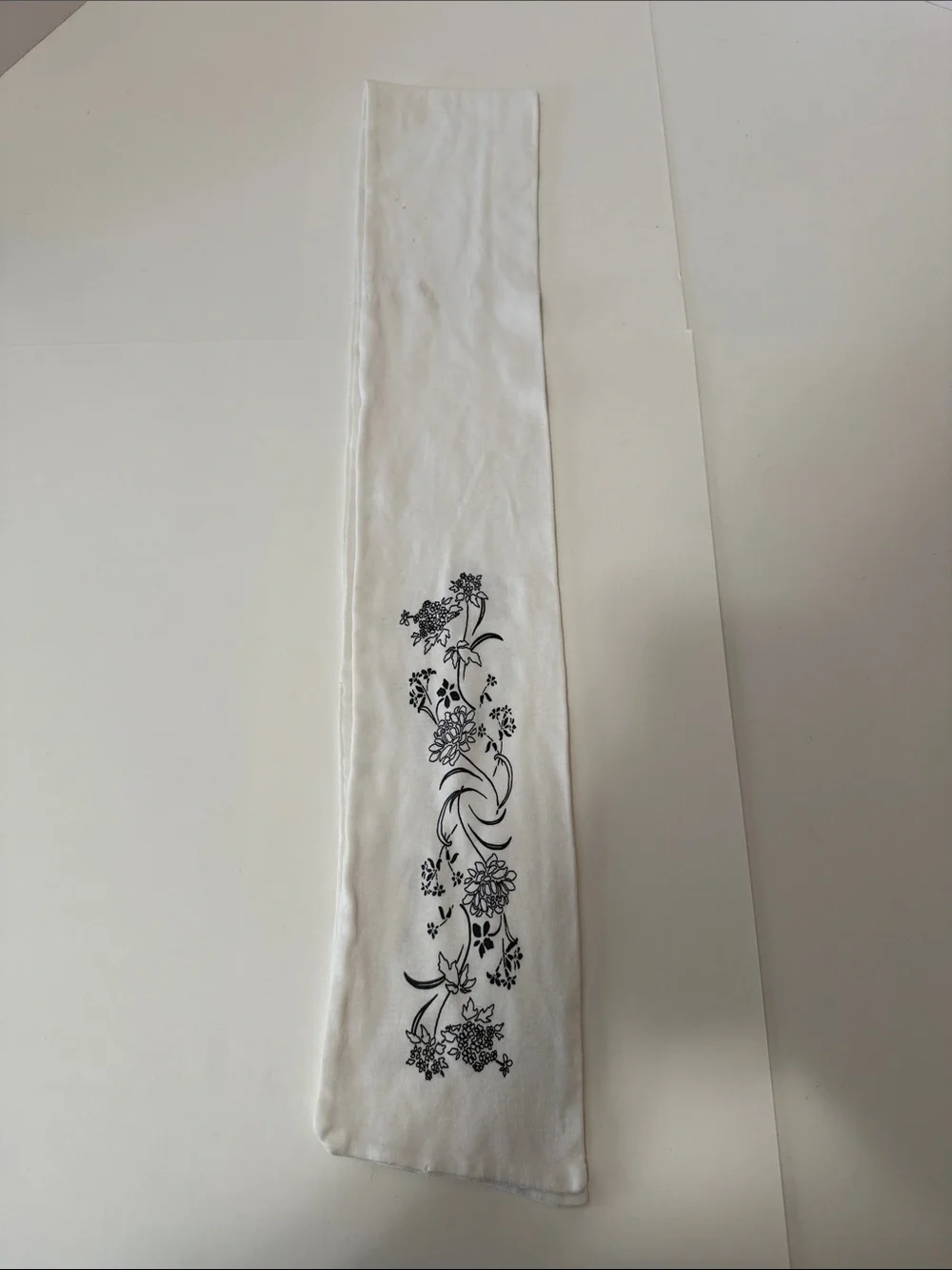 White Floral Embroidered Scarf - Elegant Women's Wrap